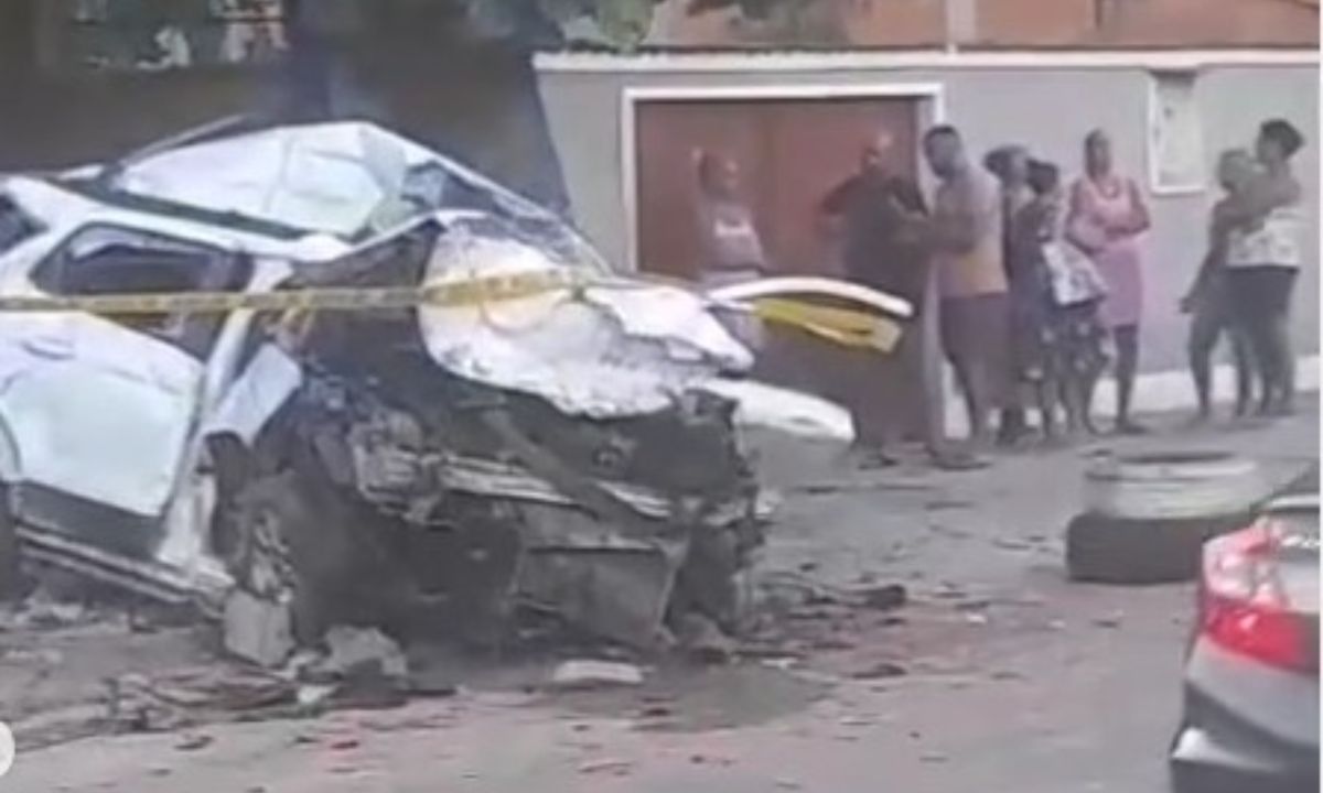 Grave acidente mata jovem e deixa motorista ferido na Zona Oeste