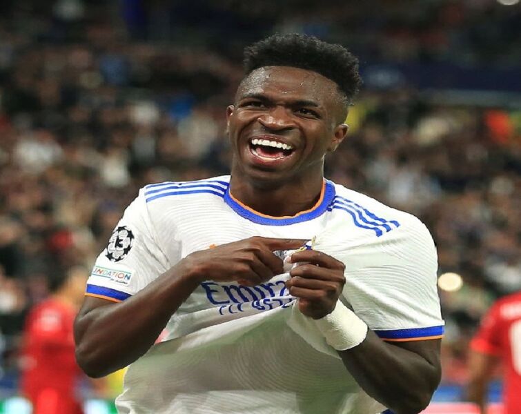 Vinicius Júnior marca e Real volta a conquistar a Champions